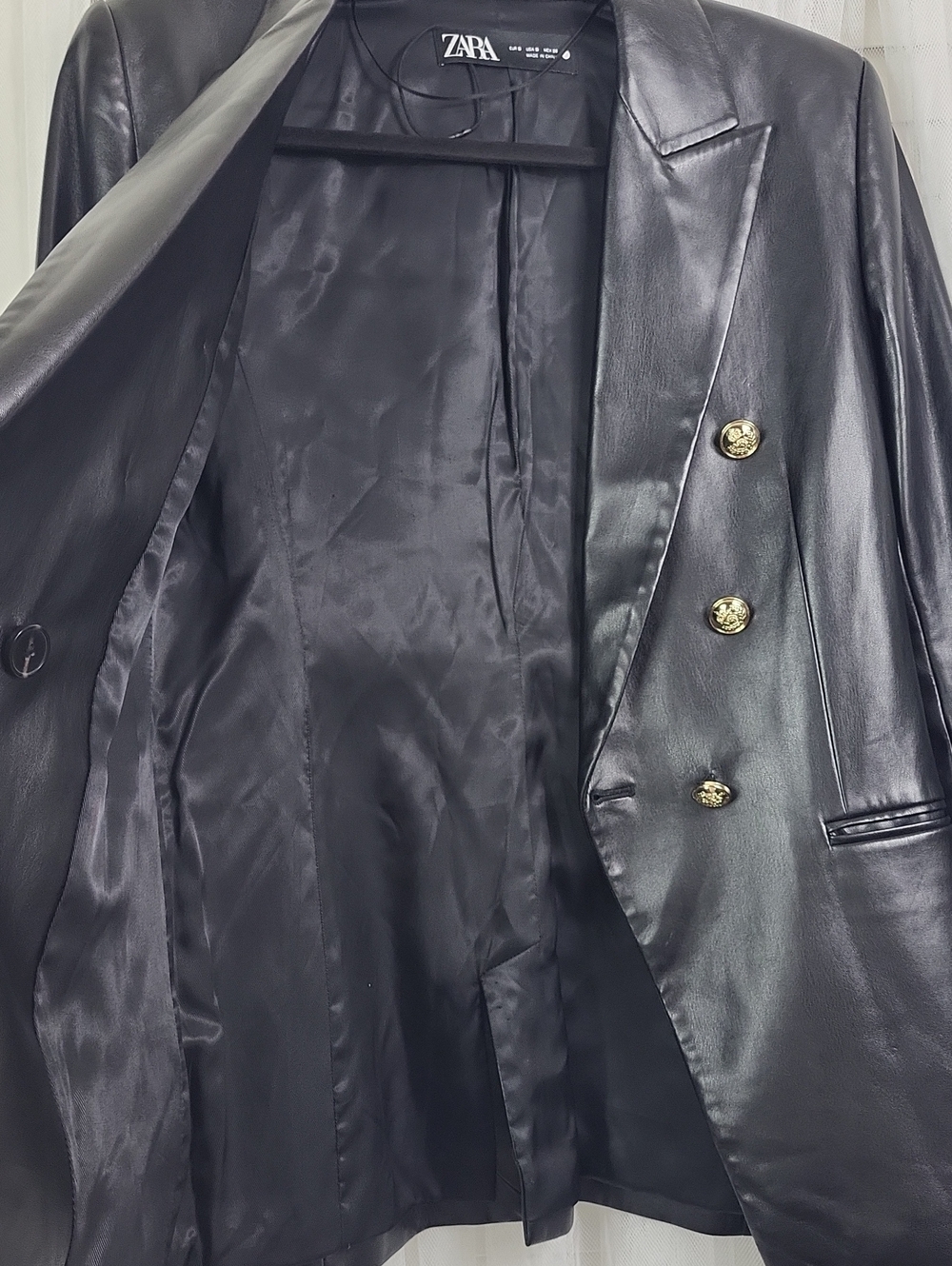 Zara Women's Black Faux Leather Double-Breasted Blazer. Size S - Picture 9 of 16